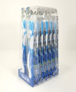 12 x Oral B CrossAction Pro Health 8+ Years Manual Toothbrush SOFT Assorted
